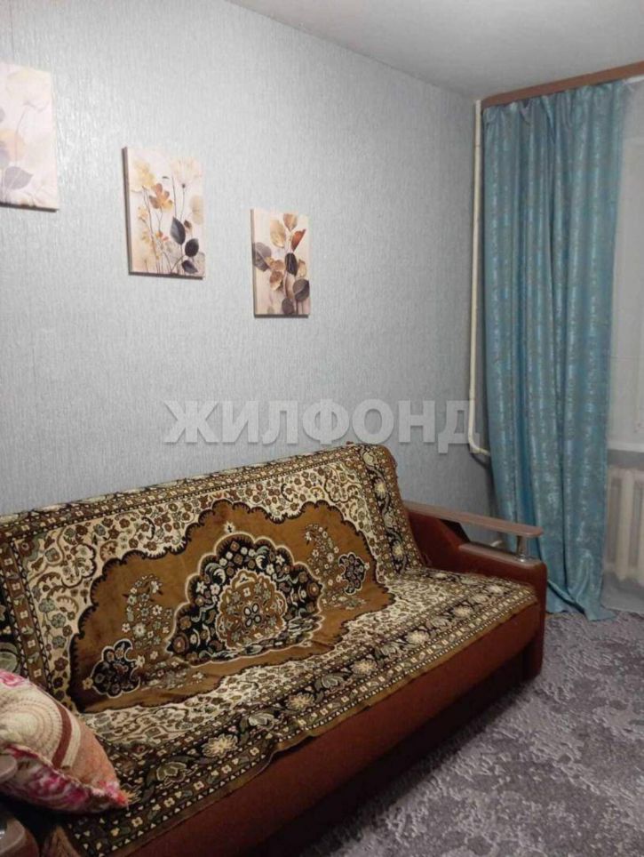 4-комн квартира 16-й микрорайон, д.6