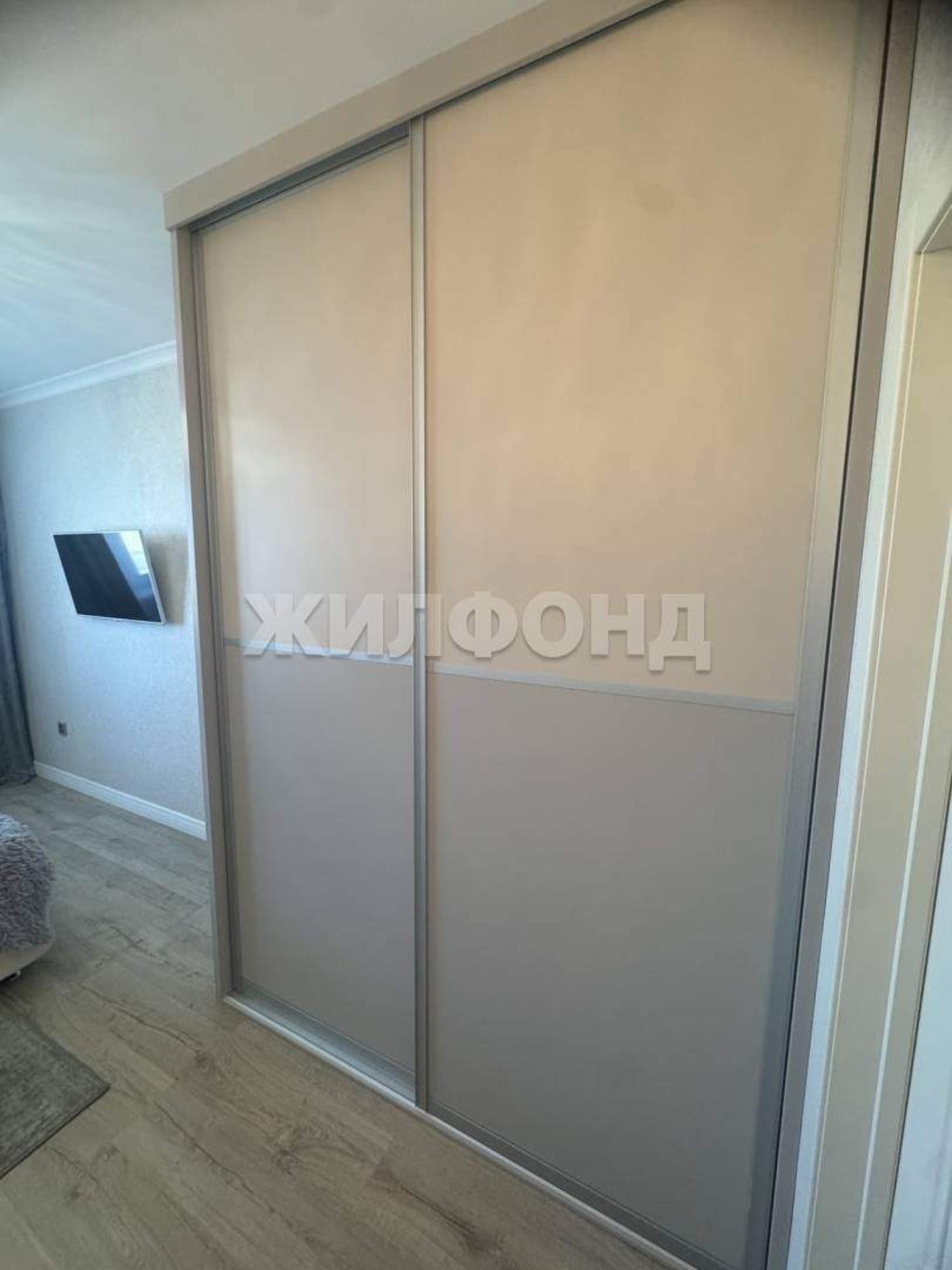 Купить квартиру за 12 500 000 рублей на 15-й микрорайон, д.8б
