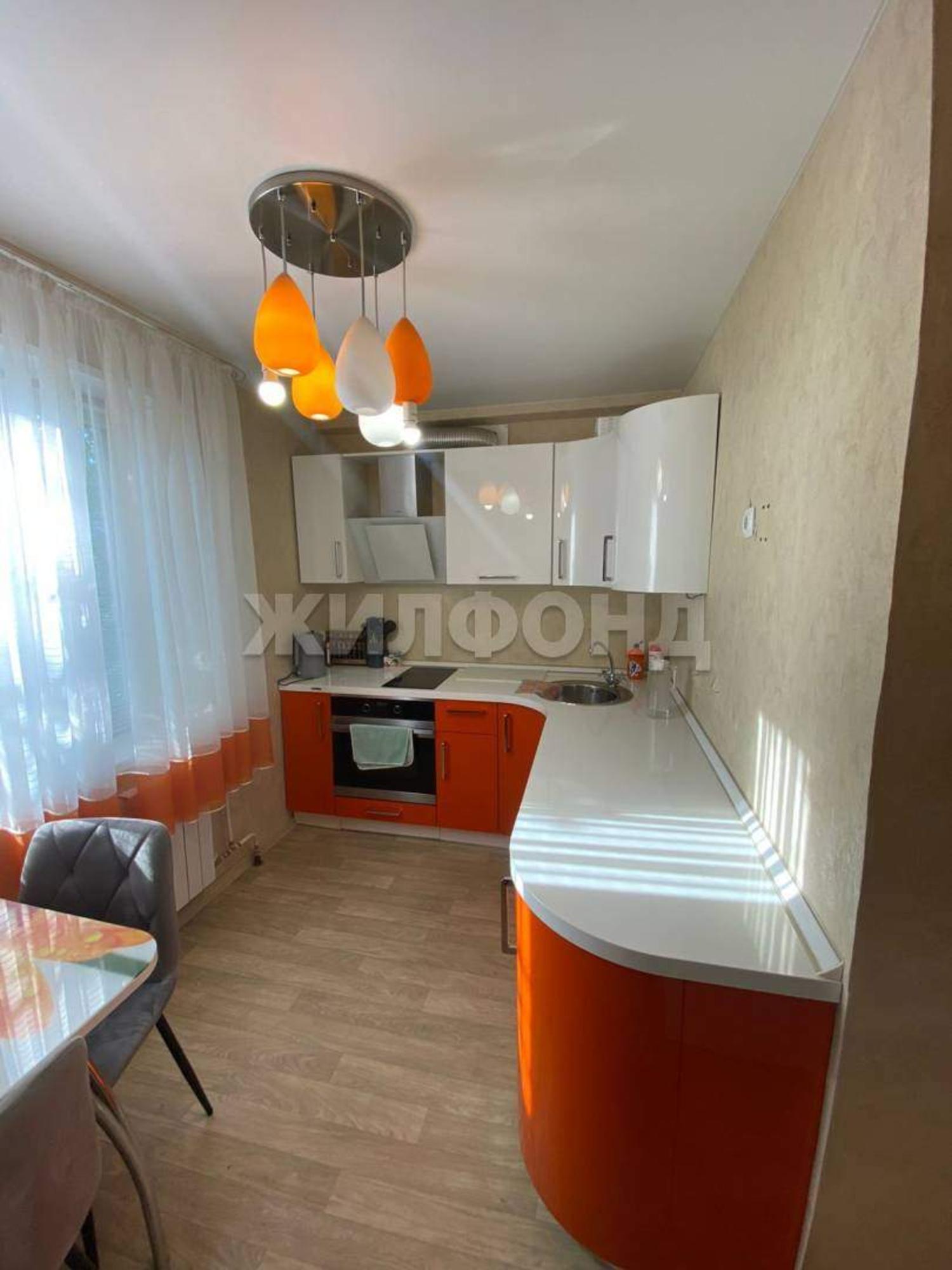 Купить квартиру за 4 700 000 рублей на 12 микрорайон, д.5