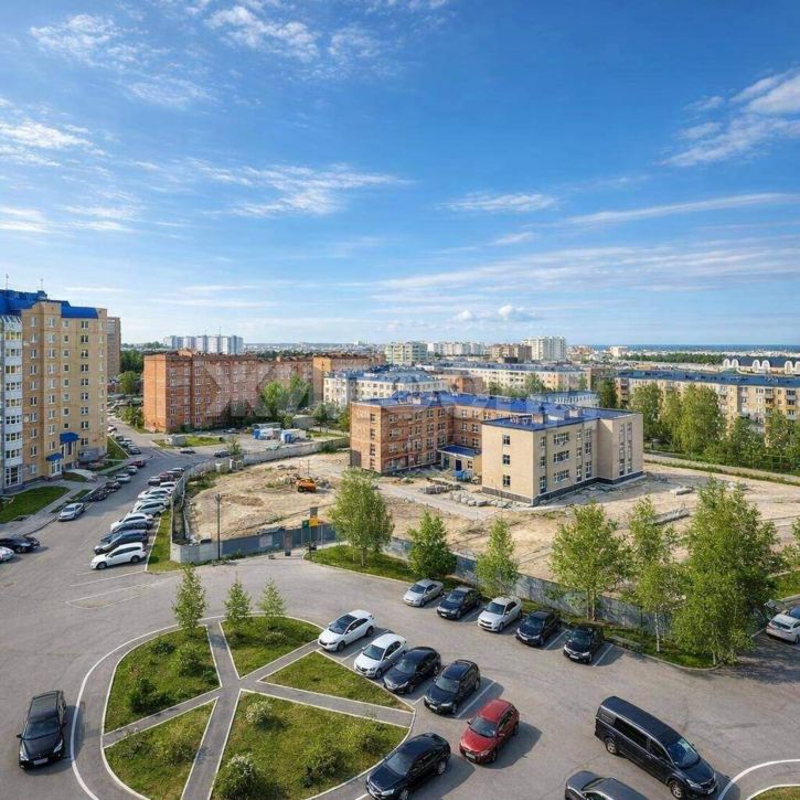 3-комн квартира 16-й микрорайон, д.35