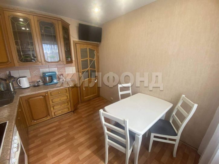 2-комн квартира 9-й микрорайон, д.8
