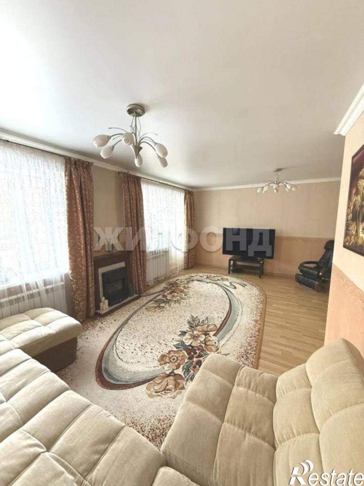 3-комн квартира 5-й микрорайон, д.3