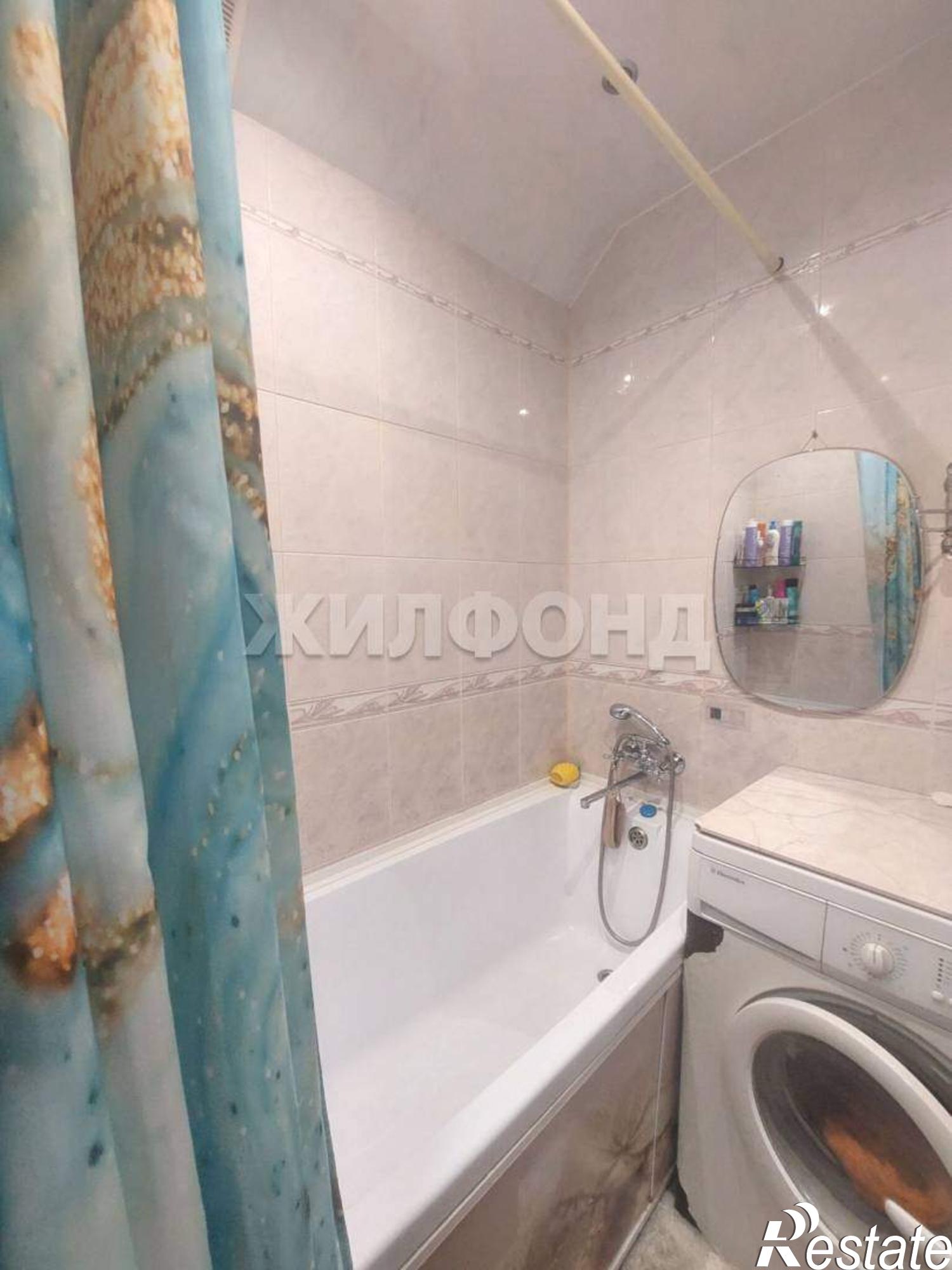 Купить квартиру за 4 170 000 рублей на 8А микрорайон, д.4