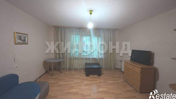 3-комн квартира 15-й микрорайон, д.10