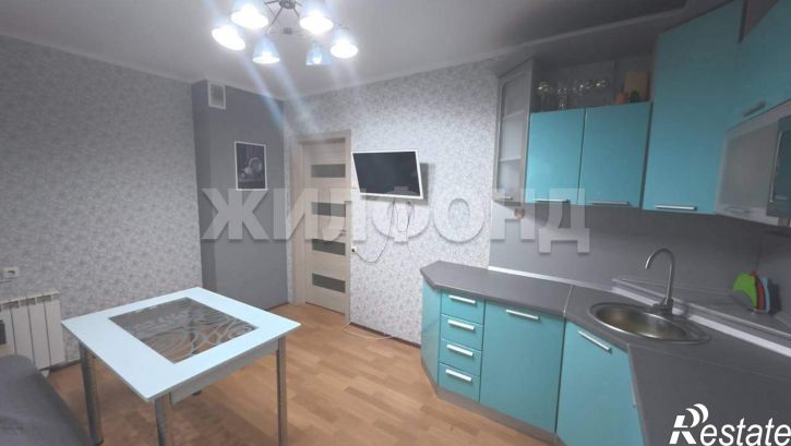 3-комн квартира 15-й микрорайон, д.10