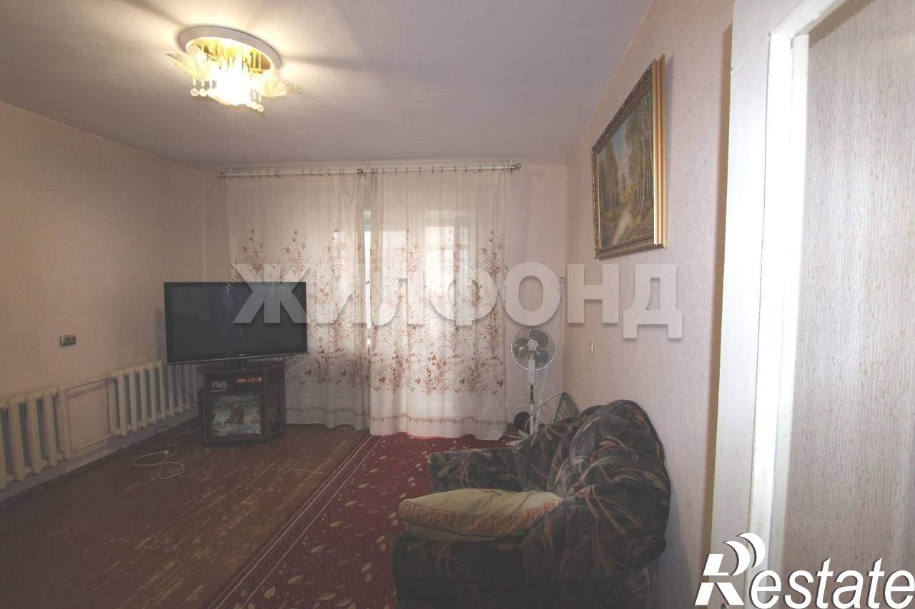 Купить квартиру за 7 500 000 рублей на 11Б микрорайон, д.10