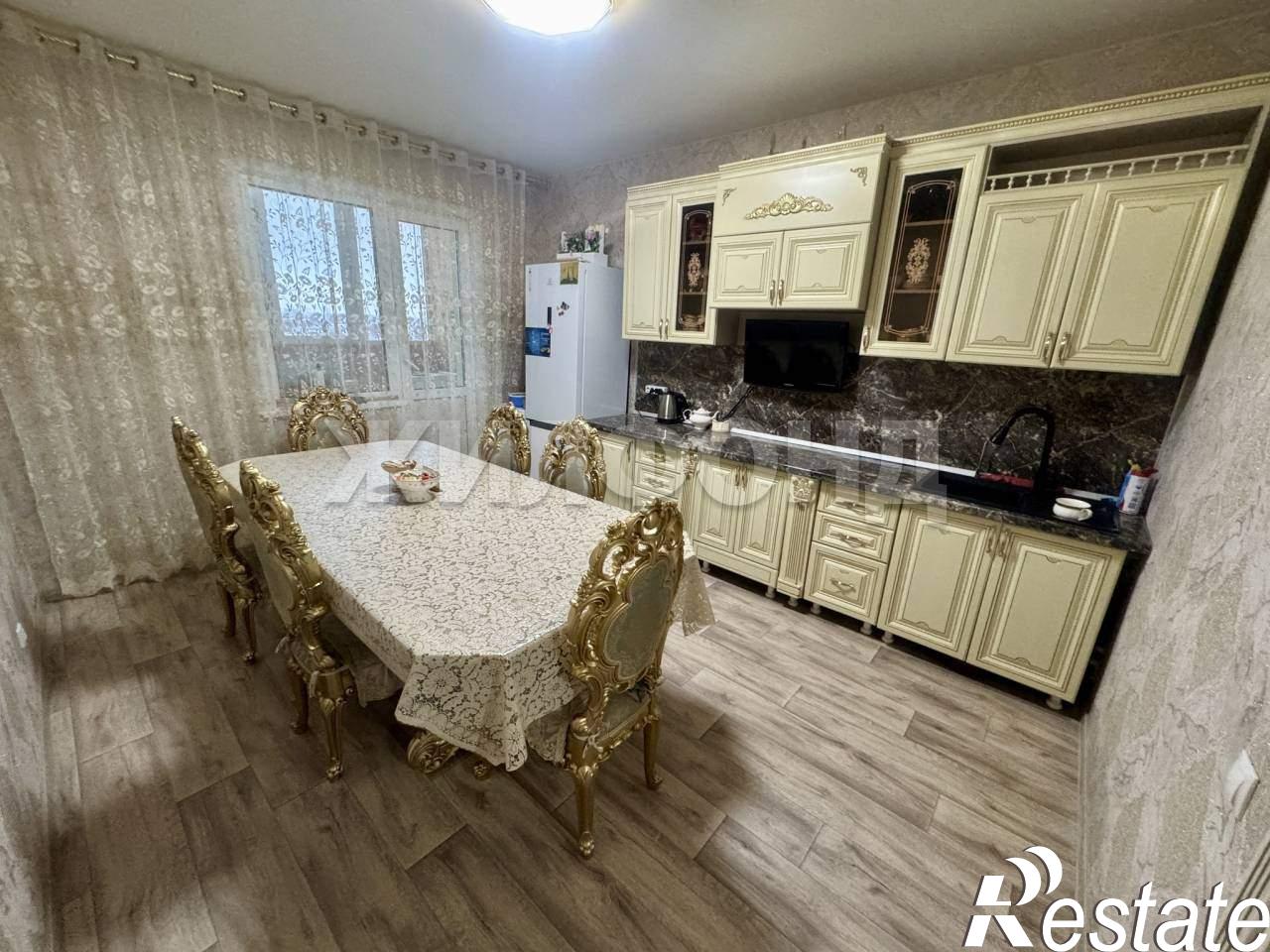 Купить квартиру за 5 799 000 рублей на 11В микрорайон, д.8