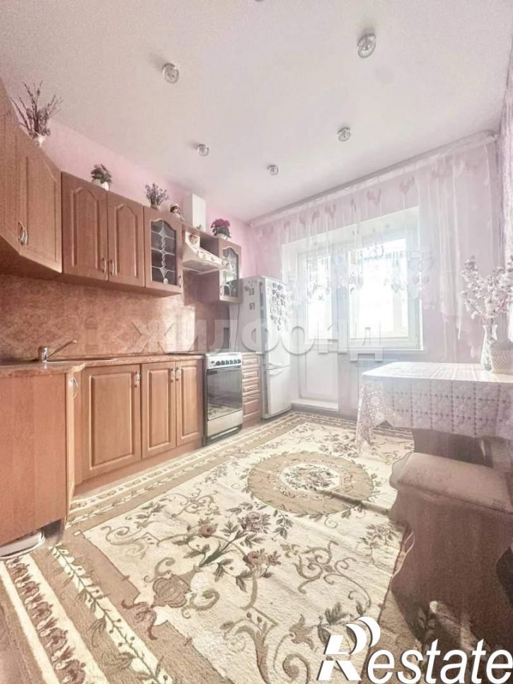 2-комн квартира 13-й микрорайон, д.12