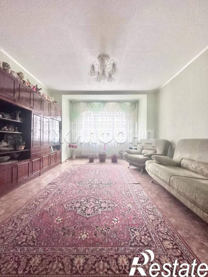 2-комн квартира 13-й микрорайон, д.12