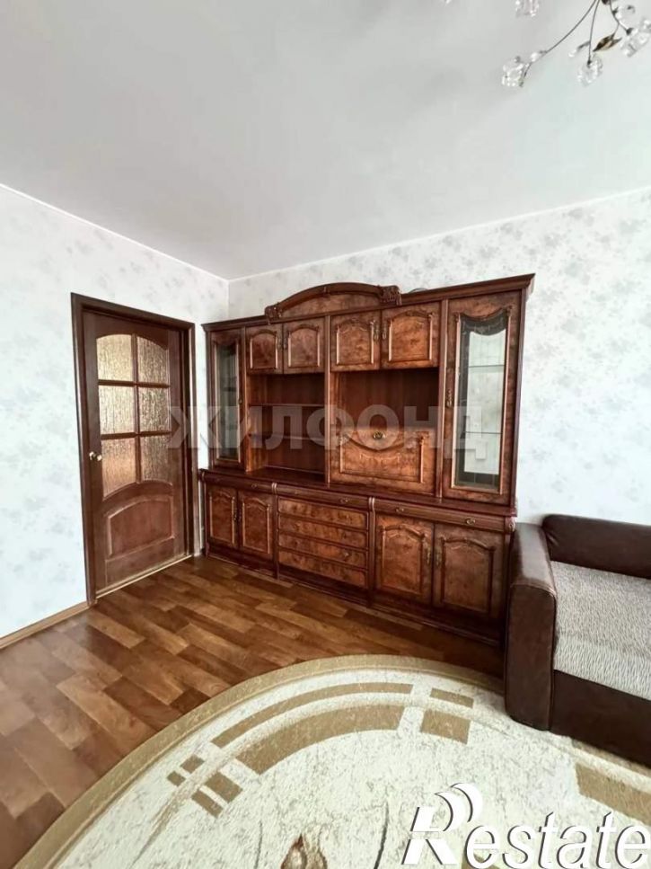3-комн квартира 16А микрорайон, д.75