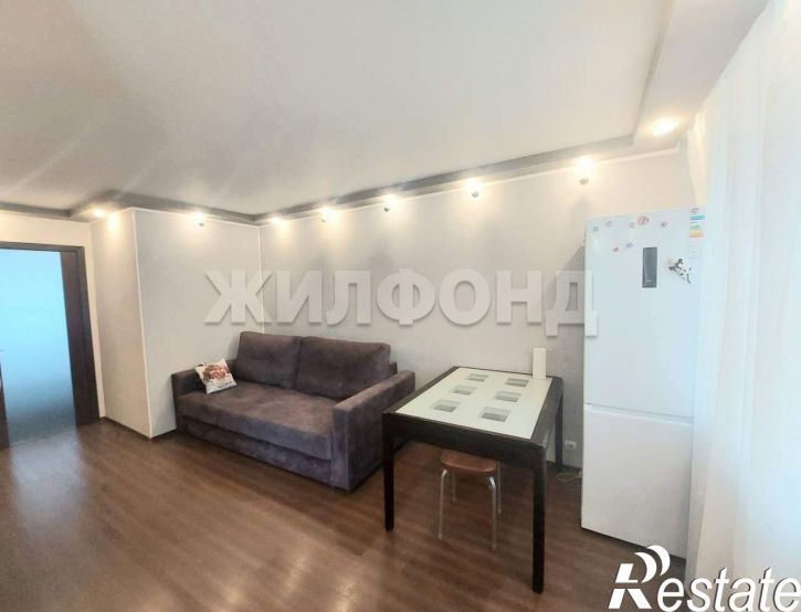 3-комн квартира 8А микрорайон, д.38