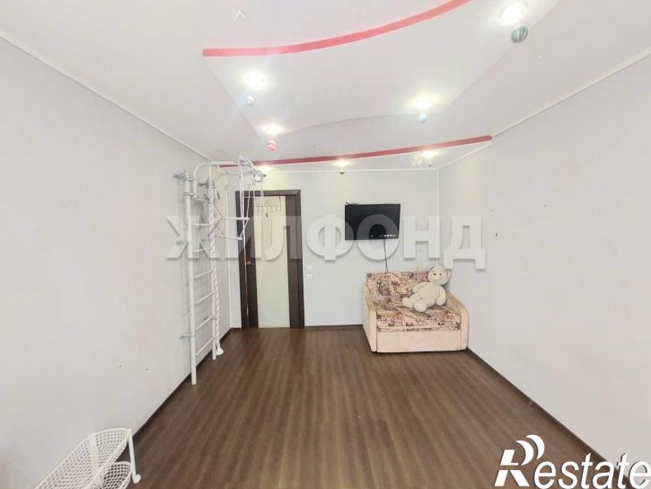 3-комн квартира 8А микрорайон, д.38