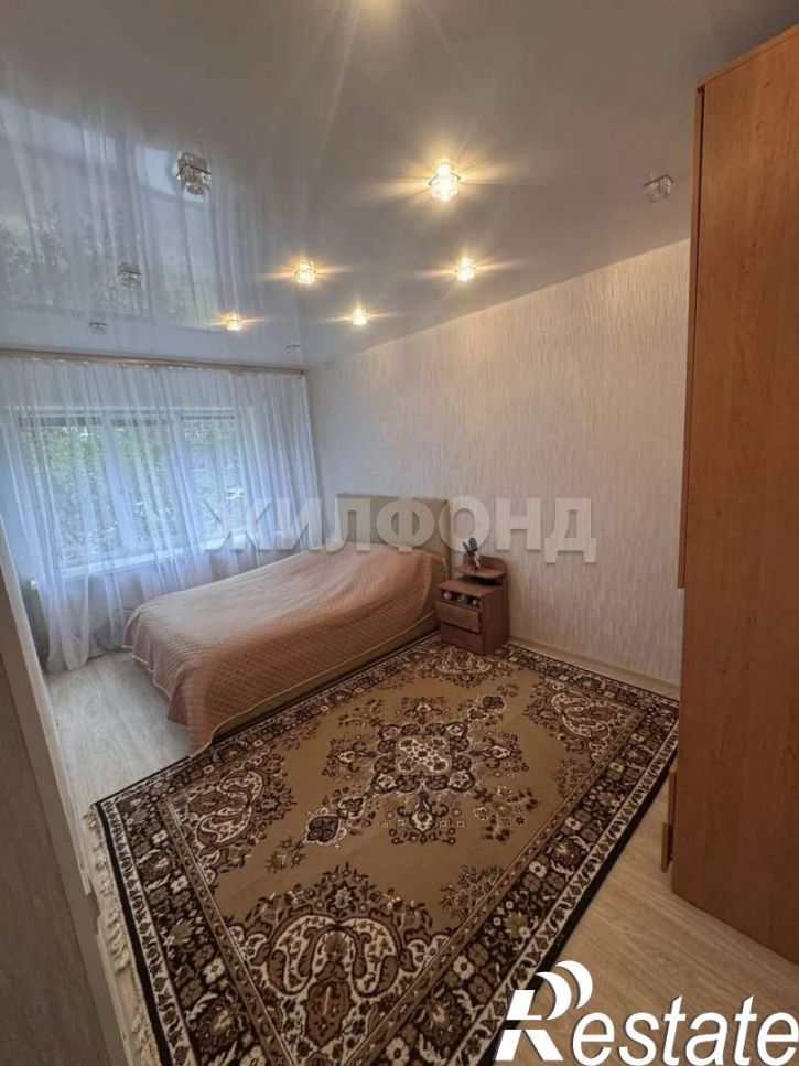 3-комн квартира 12 микрорайон, д.14