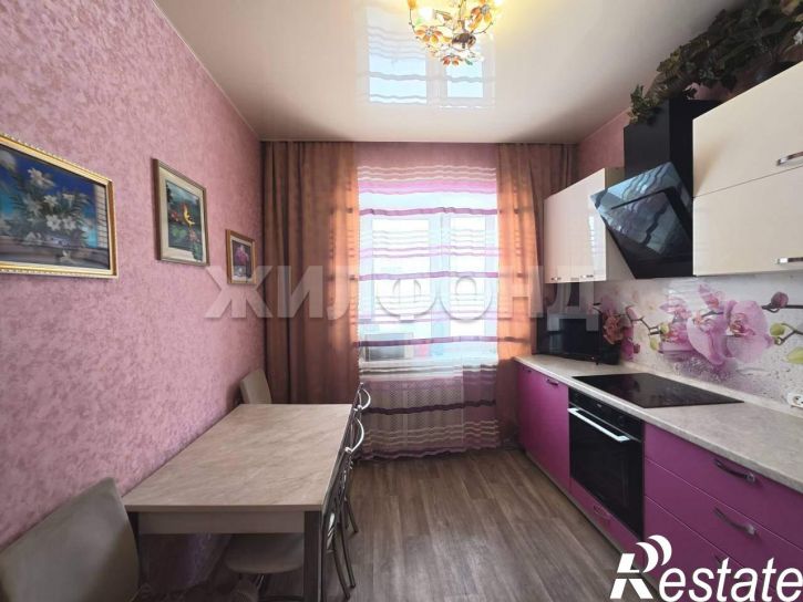 3-комн квартира 12 микрорайон, д.28