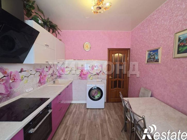 3-комн квартира 12 микрорайон, д.28