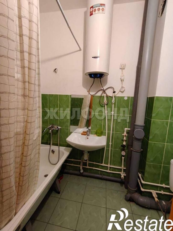 3-комн квартира 11В микрорайон, д.9
