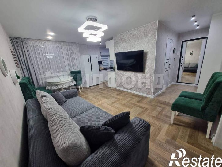 3-комн квартира 13-й микрорайон, д.35