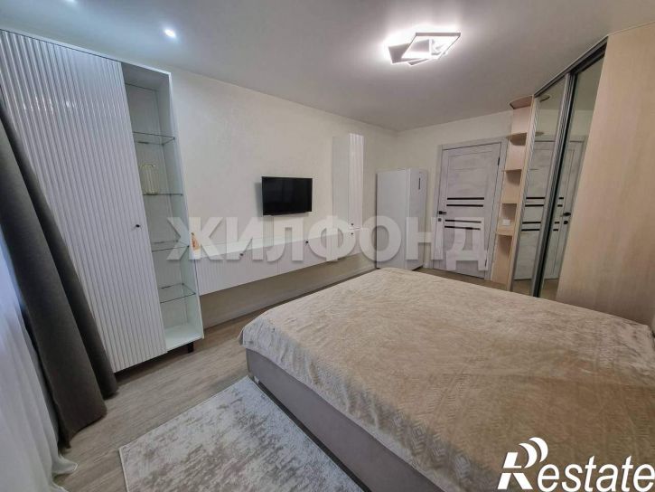 3-комн квартира 13-й микрорайон, д.35