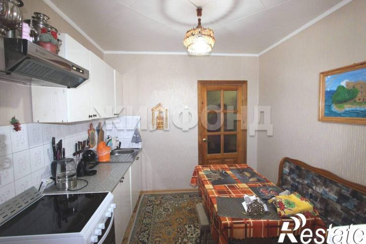 3-комн квартира 16-й микрорайон, д.25