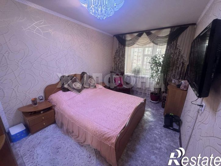 3-комн квартира 14-й микрорайон, д.32