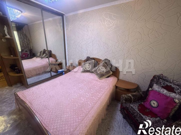 3-комн квартира 14-й микрорайон, д.32