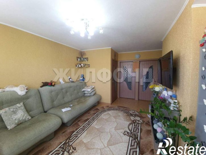 3-комн квартира 8А микрорайон, д.33