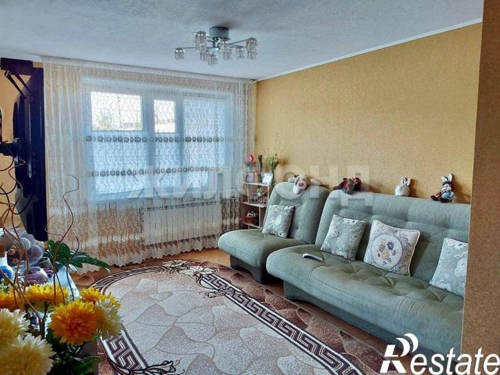 3-комн квартира 8А микрорайон, д.33