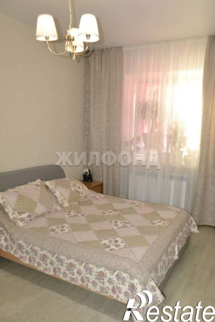 4-комн квартира 9А микрорайон, д.33