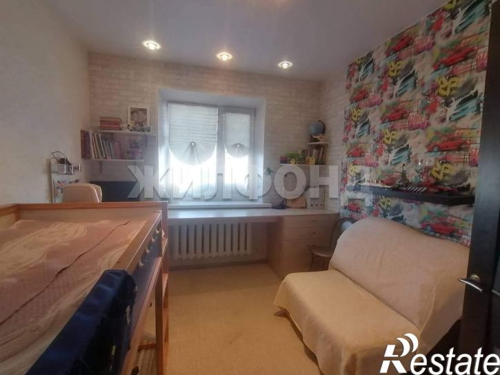 4-комн квартира 9А микрорайон, д.33