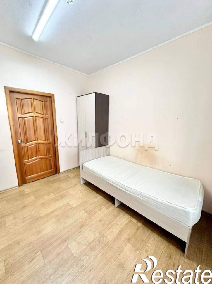 4-комн квартира 13-й микрорайон, д.3