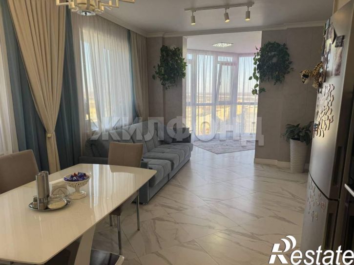 3-комн квартира 15-й микрорайон, д.8б
