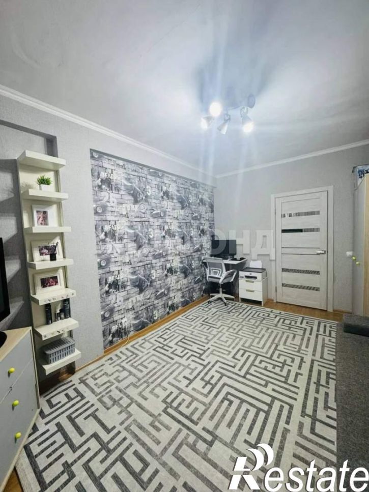 2-комн квартира 15-й микрорайон, д.8