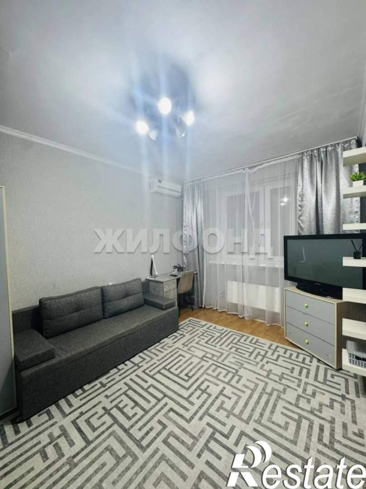2-комн квартира 15-й микрорайон, д.8
